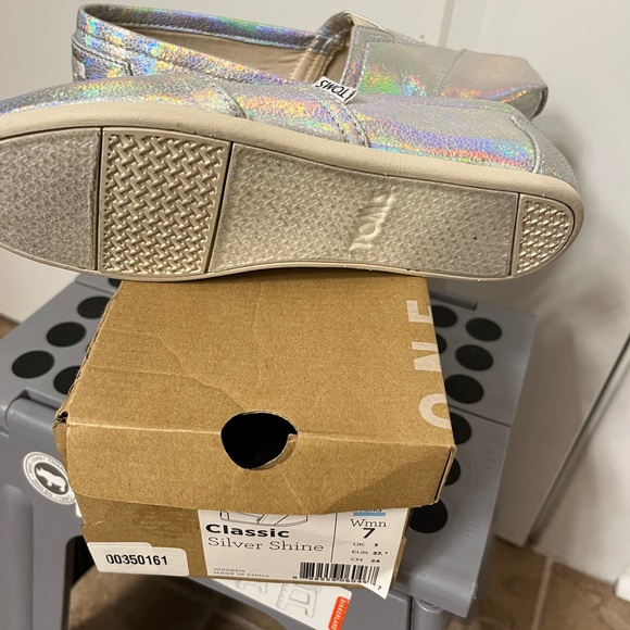 Sparkling Toms - Picture 4 of 4